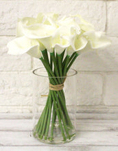 Load image into Gallery viewer, Cream Calla Lily w/ Vase