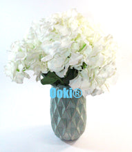 Load image into Gallery viewer, Ivory Cream Bouquet Hydrangea Flower