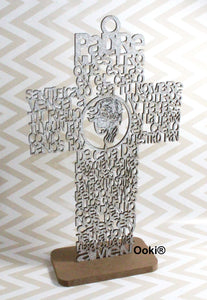 12 Jesus Wooden Cross Centerpiece