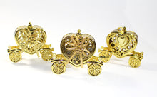 Load image into Gallery viewer, 12 Gold Cindrella Princess Carriage Trinket