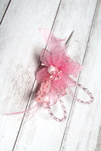 Load image into Gallery viewer, 12 Elegant Handmade Boutonniere