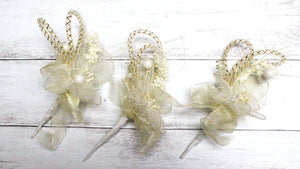 12 Elegant Handmade Boutonniere