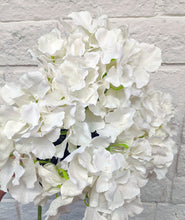 Load image into Gallery viewer, Ivory Cream Bouquet Hydrangea Flower