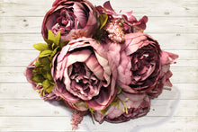 Load image into Gallery viewer, Mauve Peony Silk 8 Head